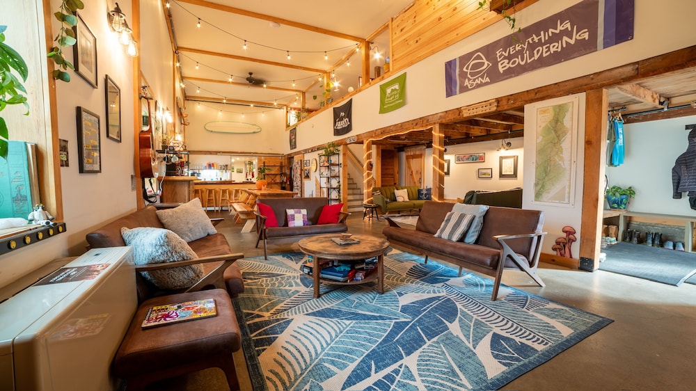 Barn Door Hostel