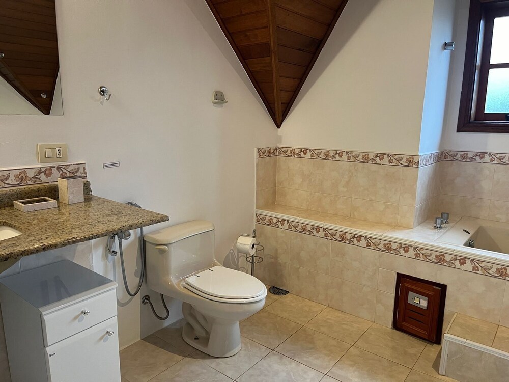 Cerejeira Guest House