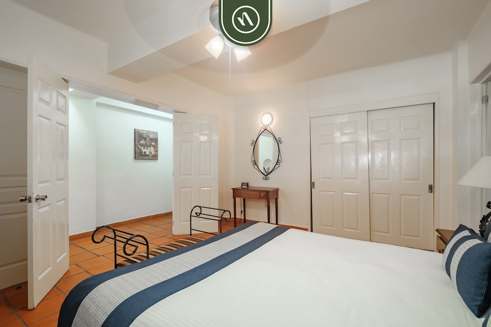 One Beach Street 310 C