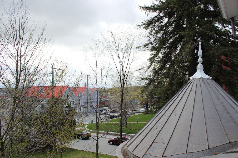 Auberge Jeunesse Magog-Orford (Hostel)
