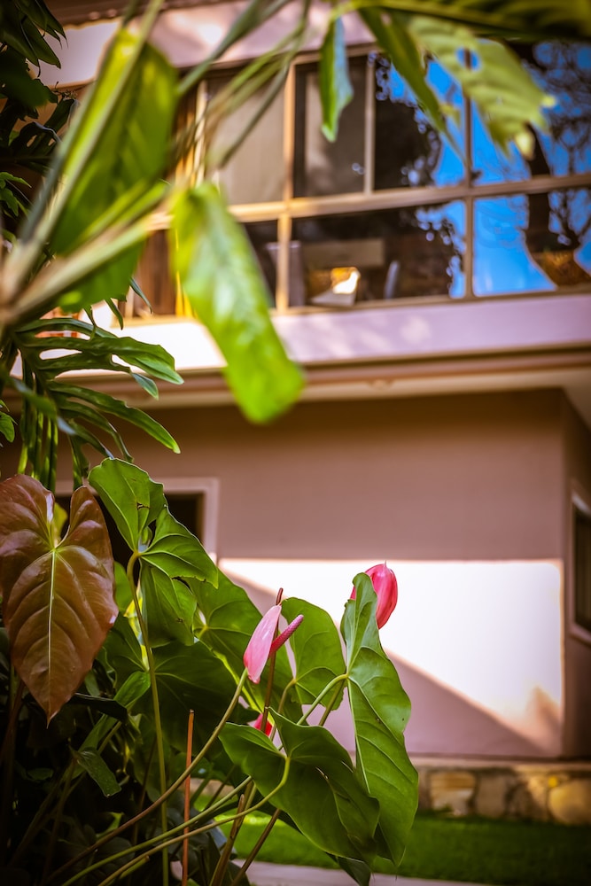 Zawadi House