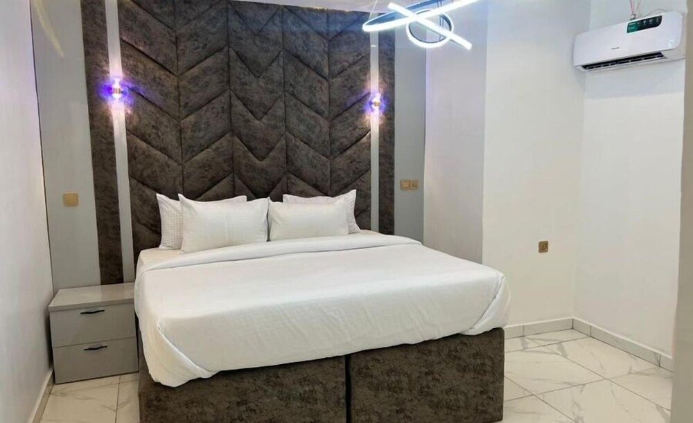 Fina Shortlet Apartment