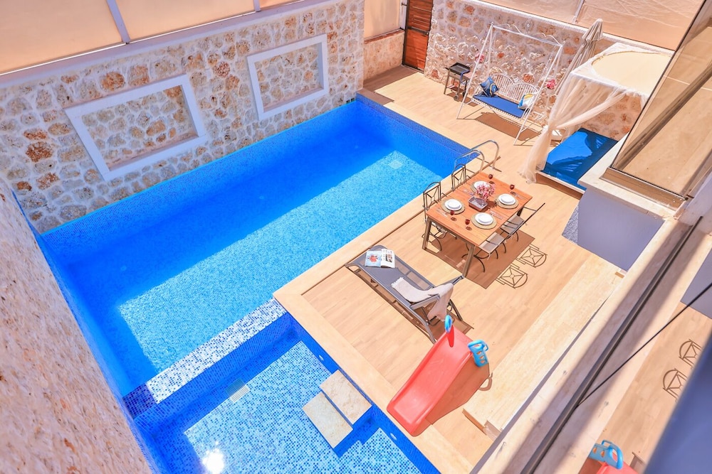Nergiz Villas