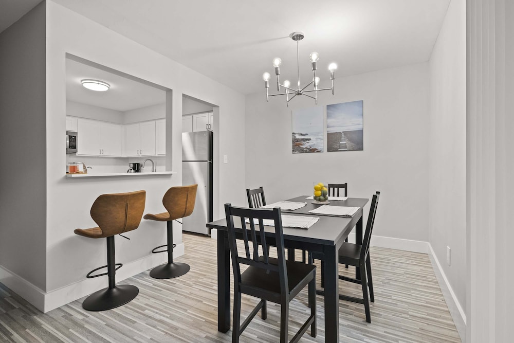 Tranquil 2BR 2BA Getaway for the Family