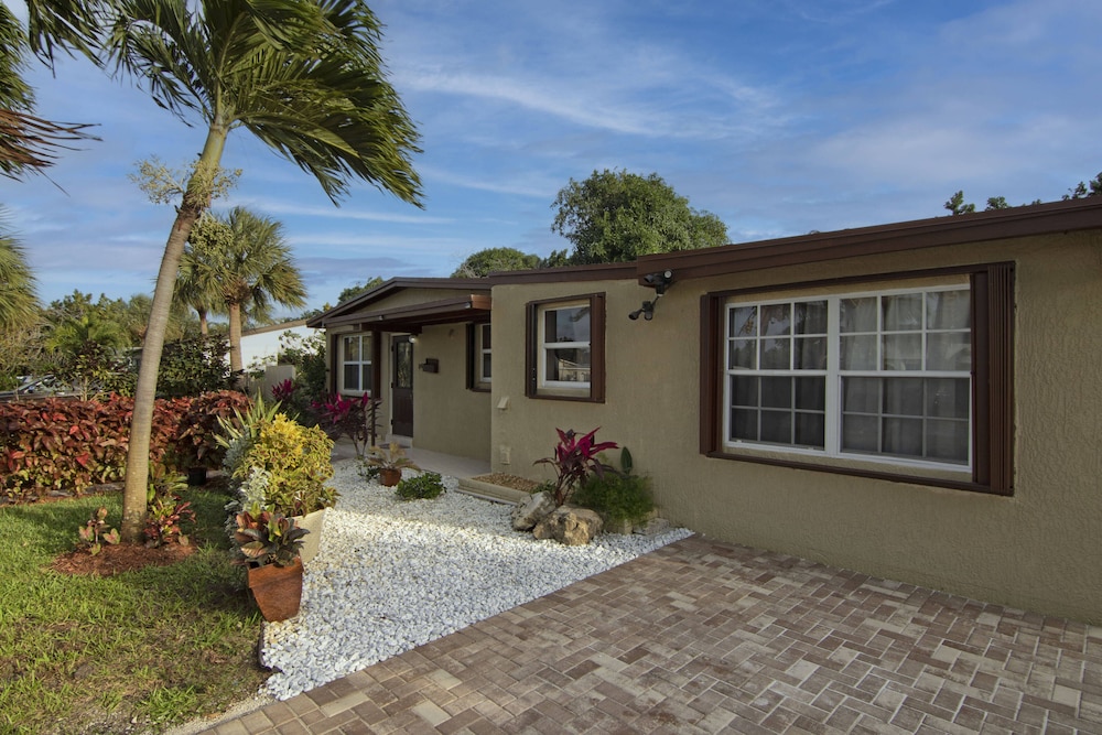 Serenity Palm Perfect Stay for Groups! view 4