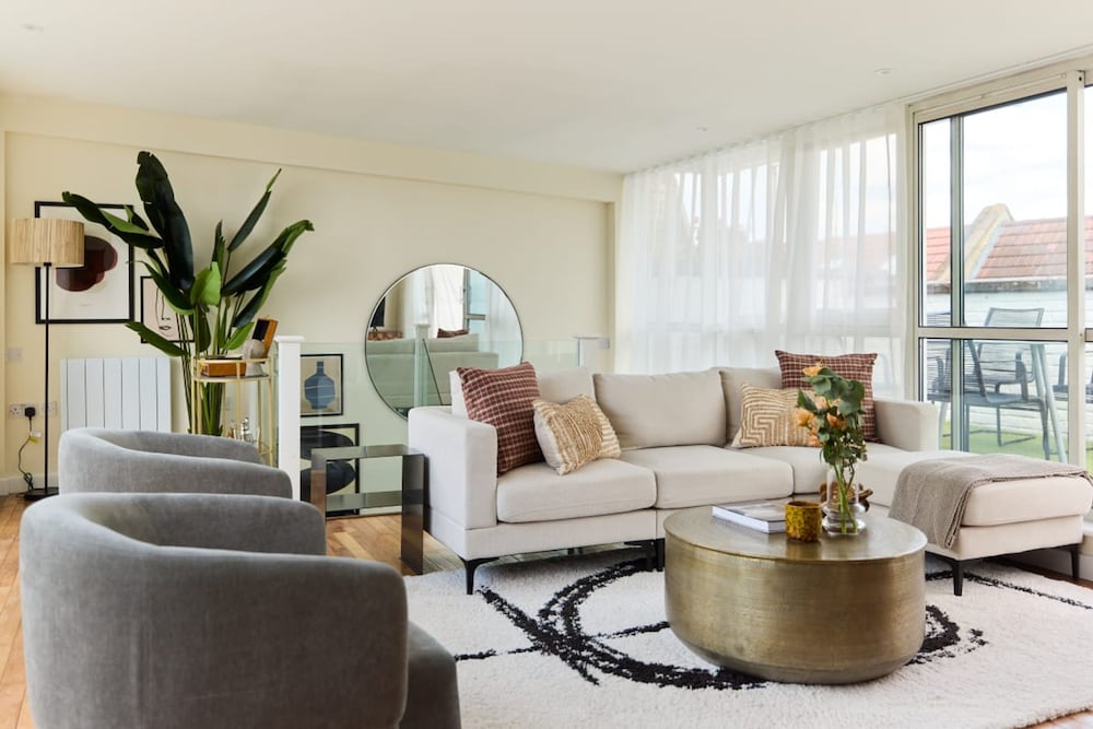 The Brick Lane Arms - Breathtaking 2bdr Penthouse With Balcony
