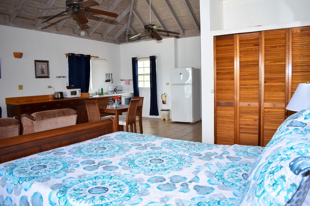 Catamaran Hotel Marina - Property Image 11