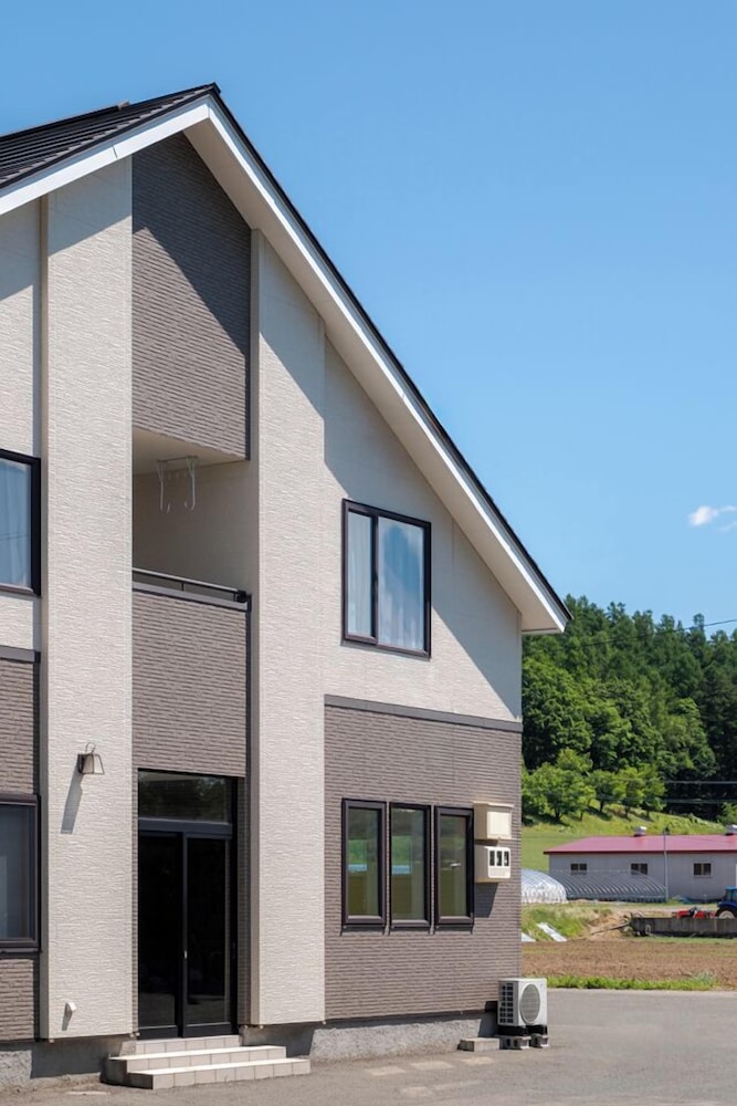 Photo 105