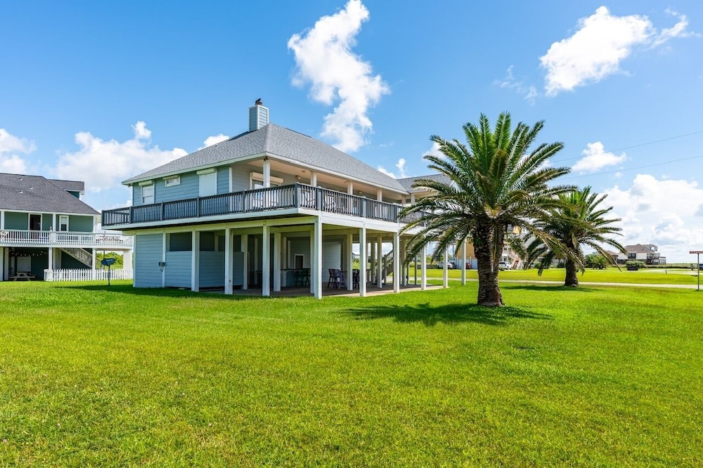 Happy Hours 4 Bedroom Home