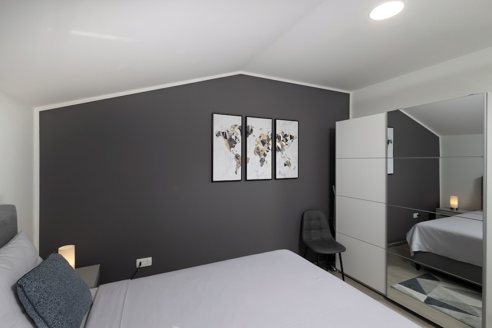 Seaview House - Leana Apartment