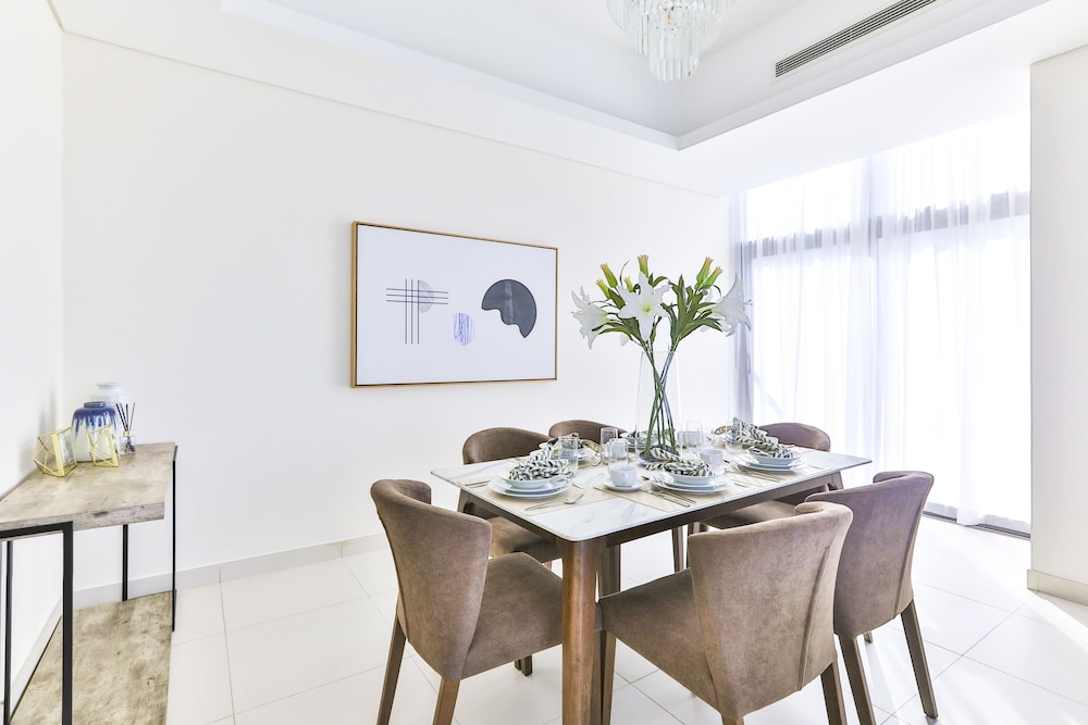 Driven Holiday Homes - Mada Residences