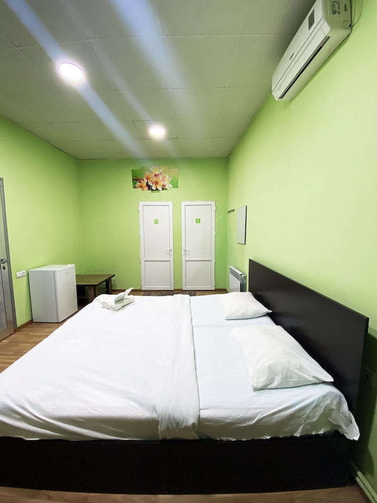 Domino Yerevan Hostel & Tours
