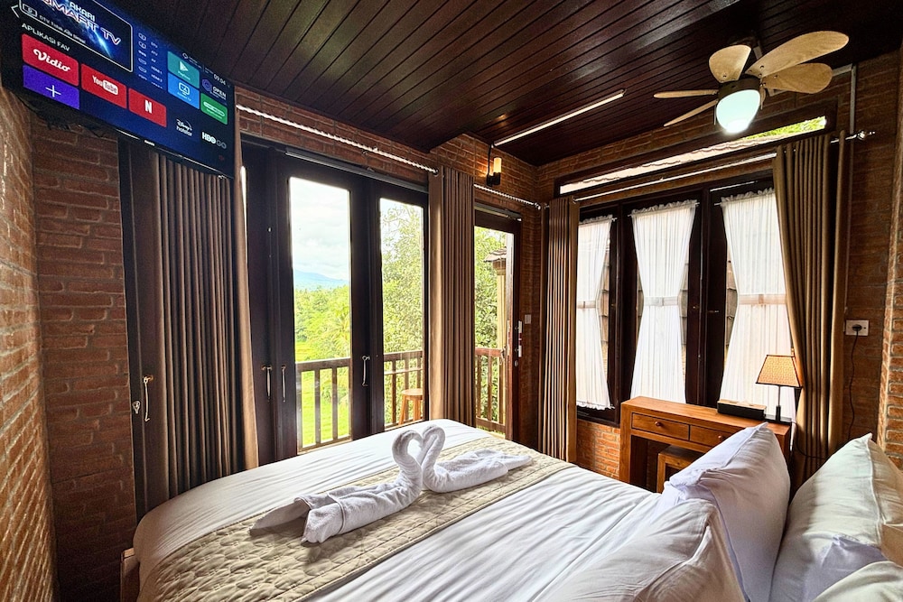 Four Mountains Villa Bedugul