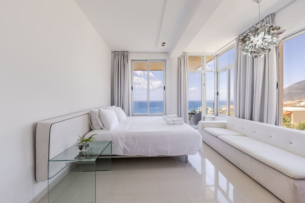 Villa Belle Azure in Gjilek