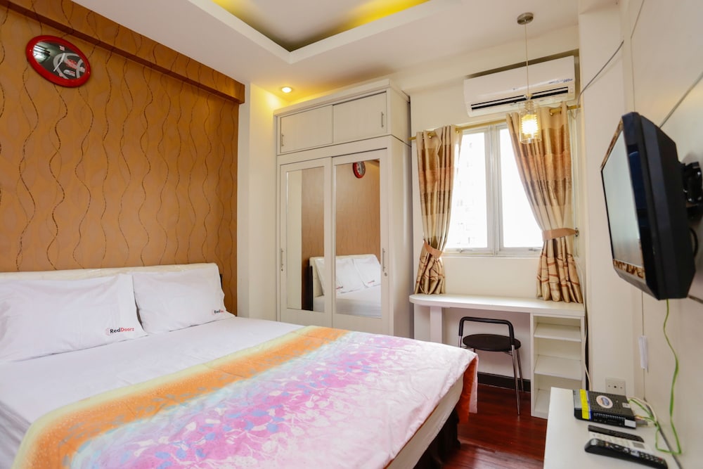 RedLiving Apartemen The Suites Metro - Mary Tower E