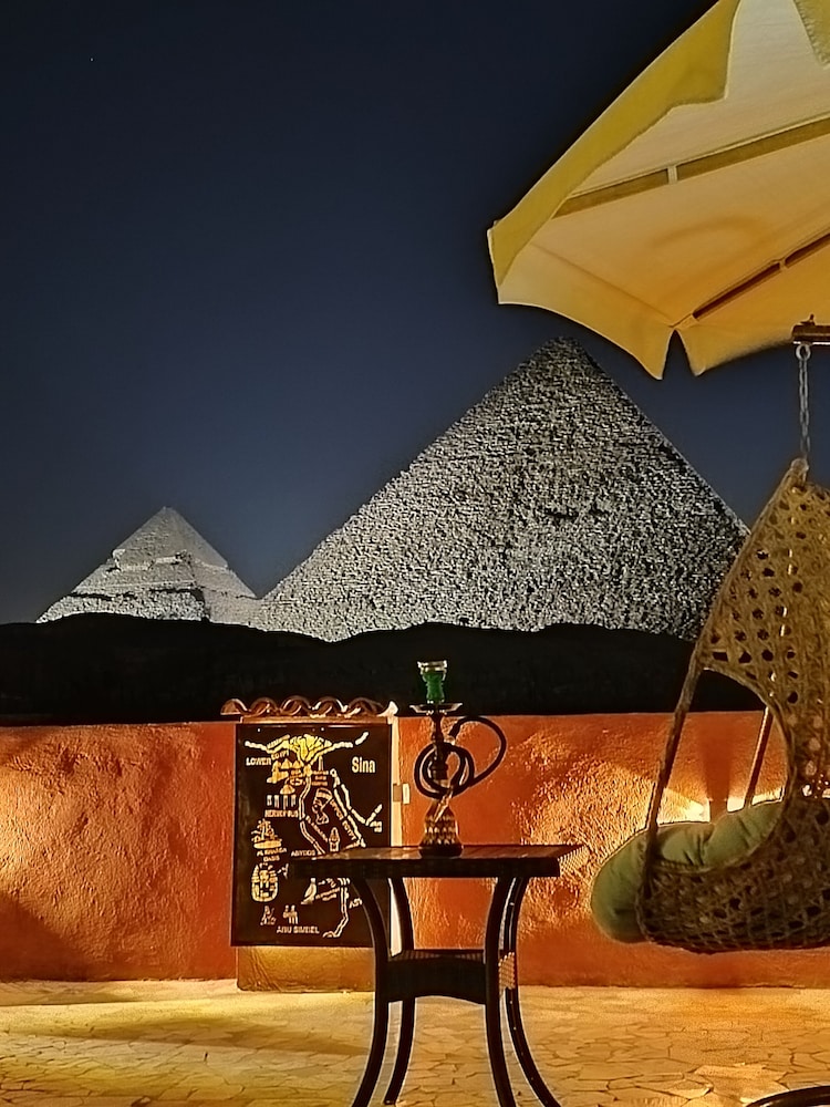 Great Pyramid View Inn