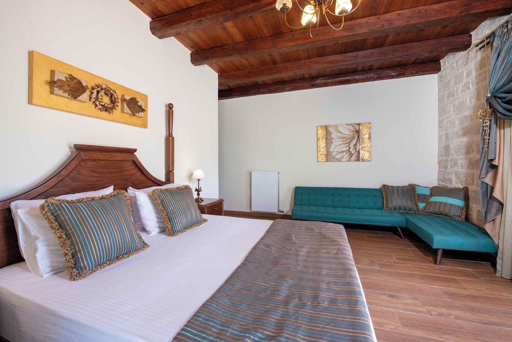 Geroulios Kastro Villas