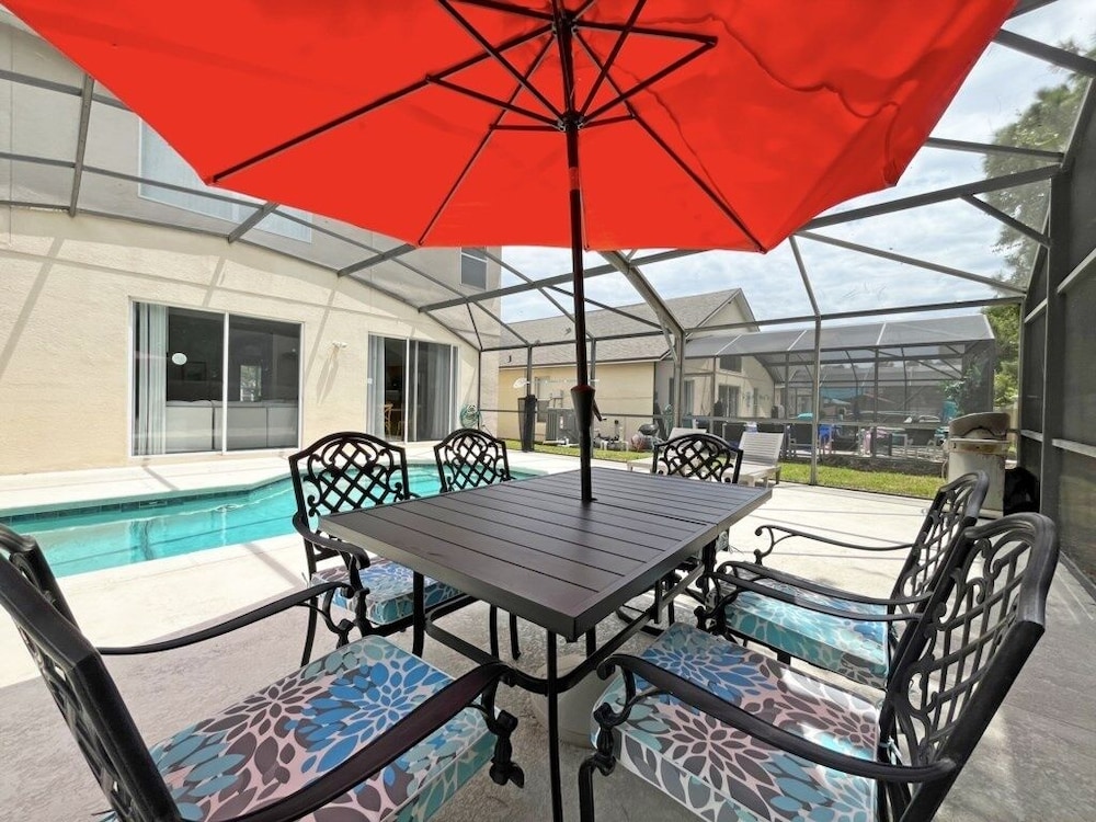 Endless Summer 6 Bedroom Home