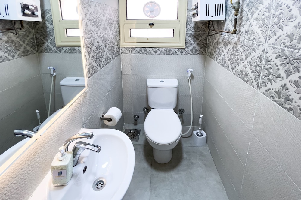 Xuru Stays I Elegant & Modern 3 BDR Apt. @ Heliopolis