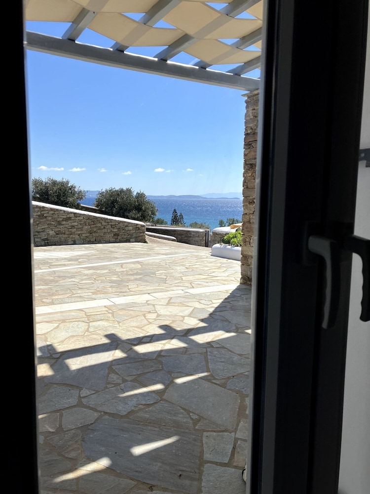 Helios Thalassa 82 sqm