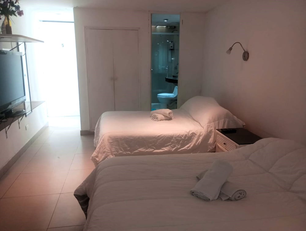 Monterrico Suites Hotel