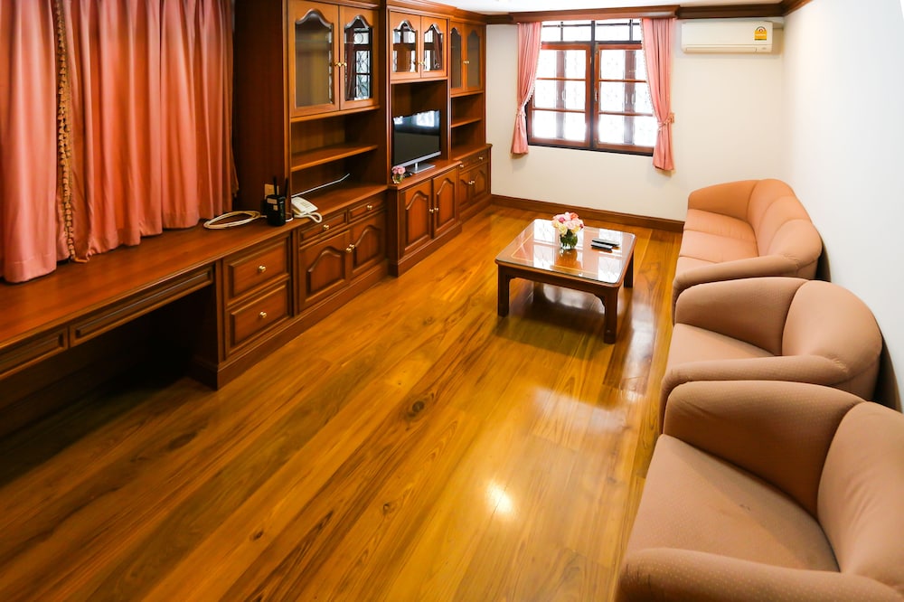 Villa de Nimman