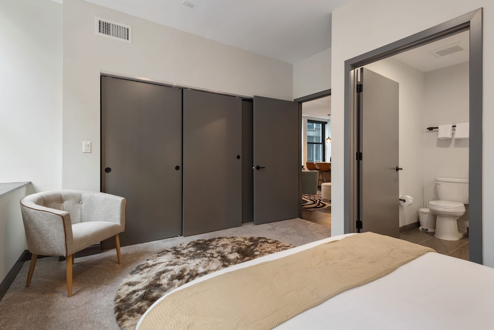 Group Stay 3 Modern 2BR Units Great Amenities