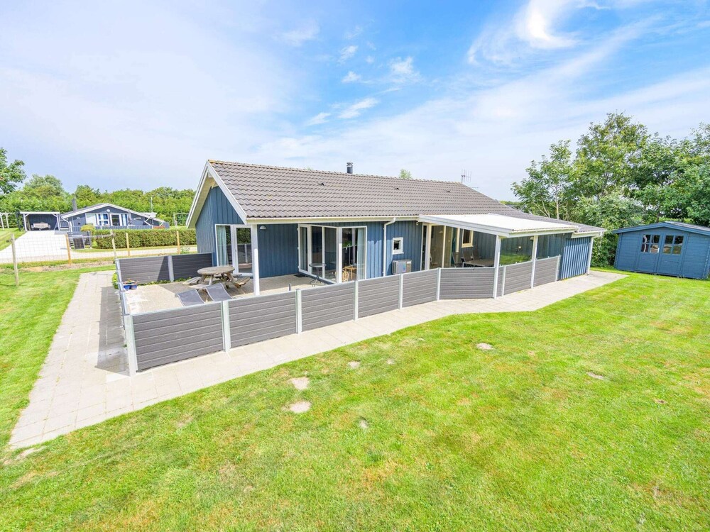 Photo 33