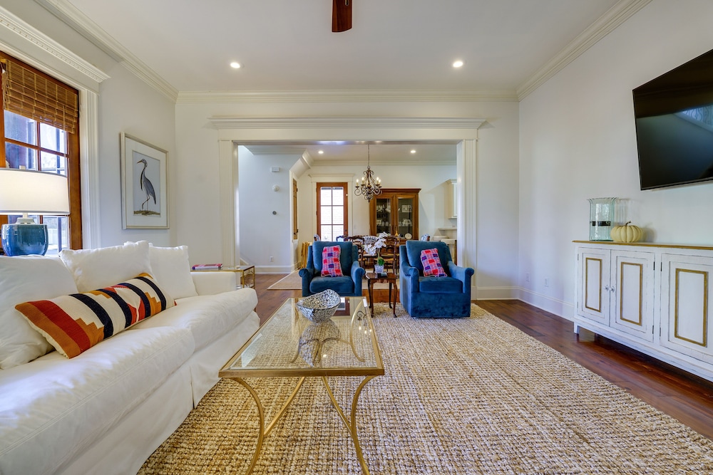 Oxford Vacations - Large, Elegant Home < 2 Miles to Ole Miss! - Property Image 20