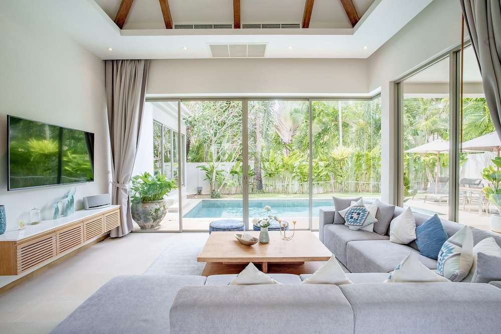 Trichada Stylish Private Pool Villa 3, Bang Tao