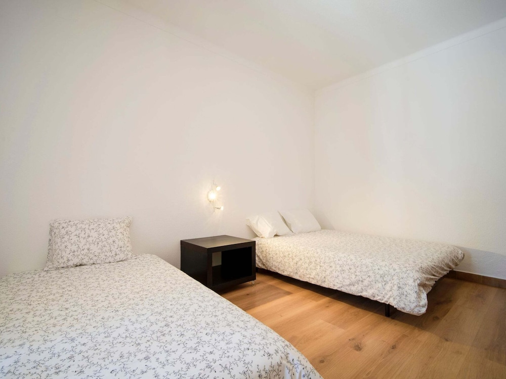 Soothing Holiday Home in Ferrel near Baleal Island view 2