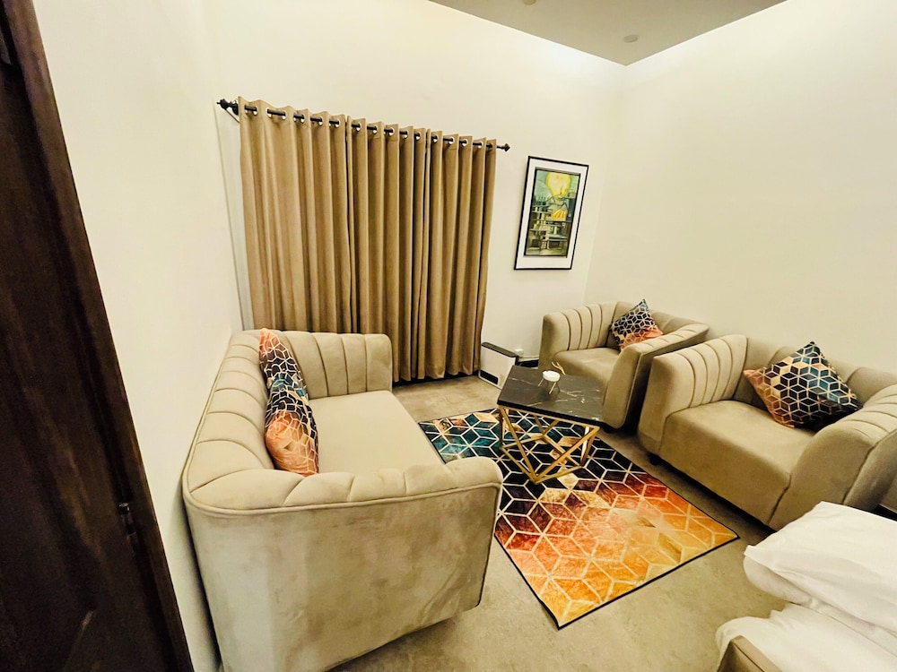 Loft BnB F10 Guest House