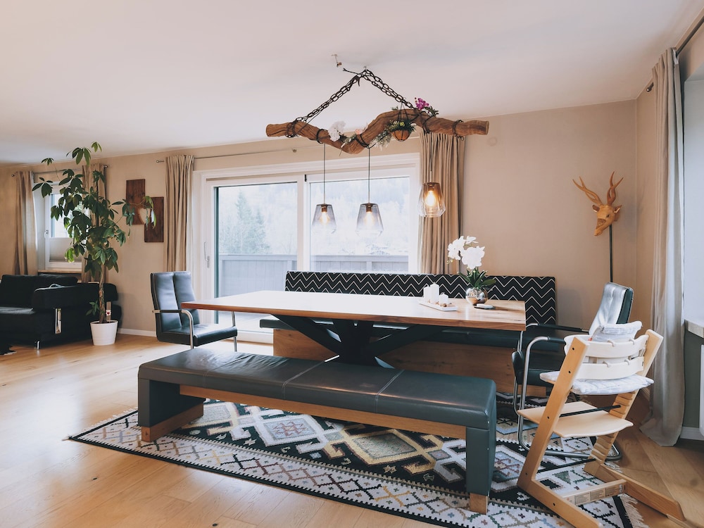 Kohlis Alpine Home by we rent