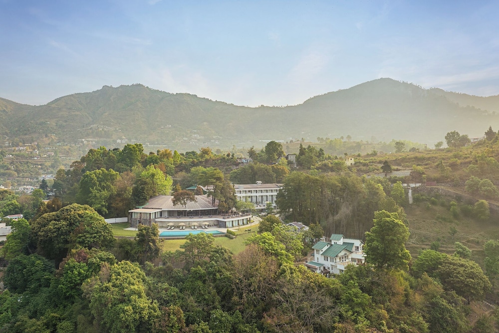 Naukuchia House, Naukuchiatal - IHCL SeleQtions