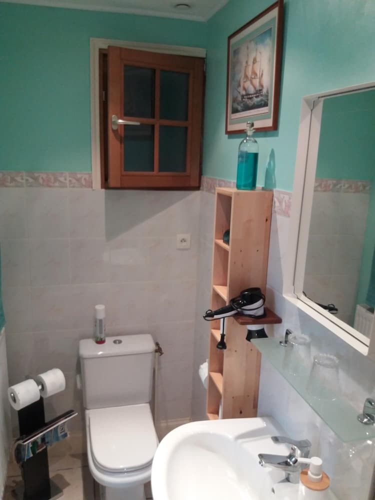 Photo 33