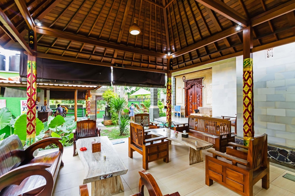 Lembongan Hostel