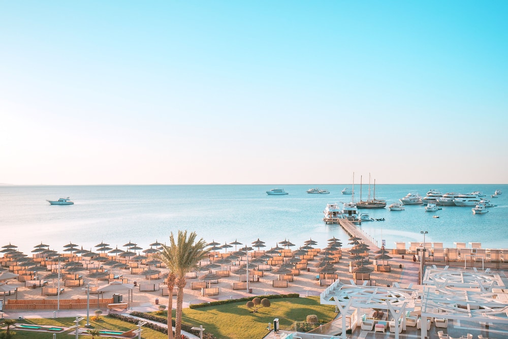 Pickalbatros White Beach Resort - Hurghada