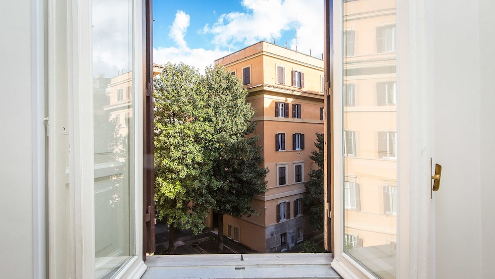 Rental In Rome Parioli Apartment