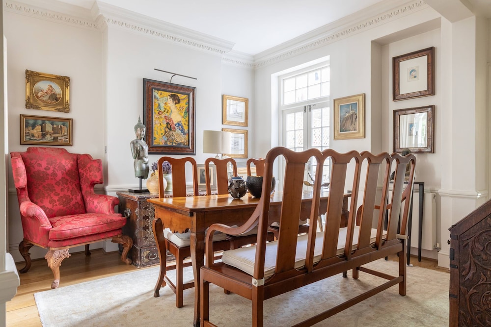 Lilyville Road III by Onefinestay