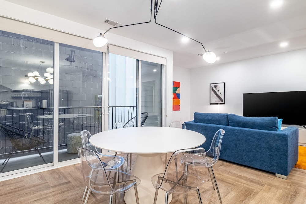 The Carter 306 by Avantstay Mins to Downtown