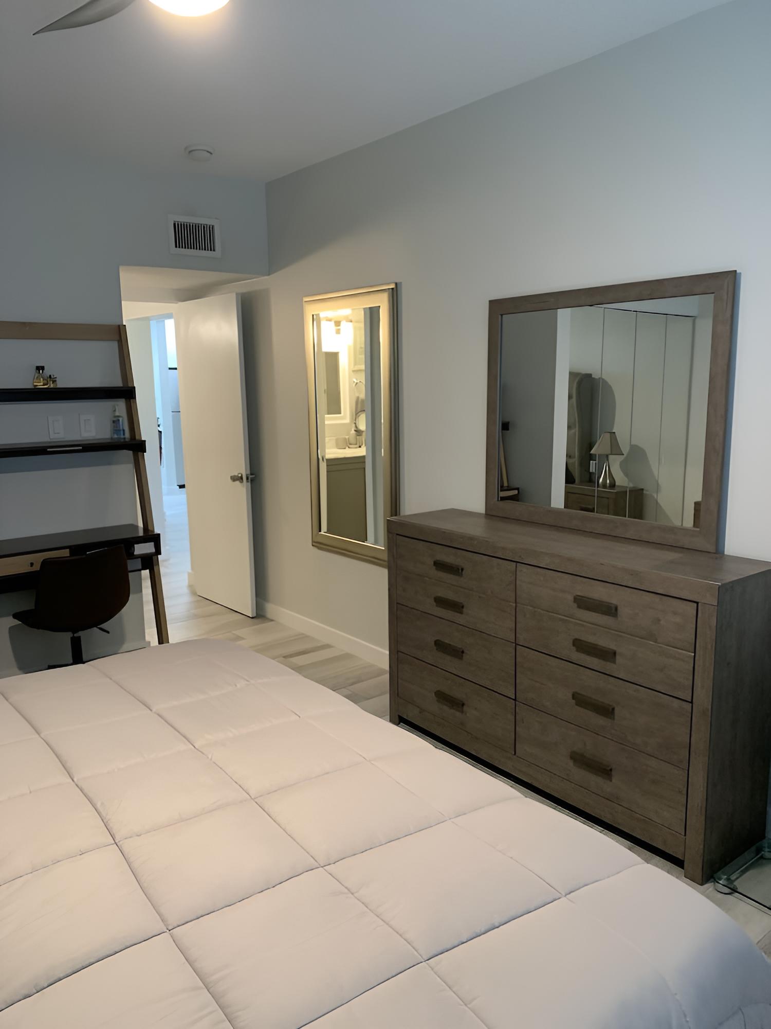 Plantation Village 2 Bed / 2 Bath view 5
