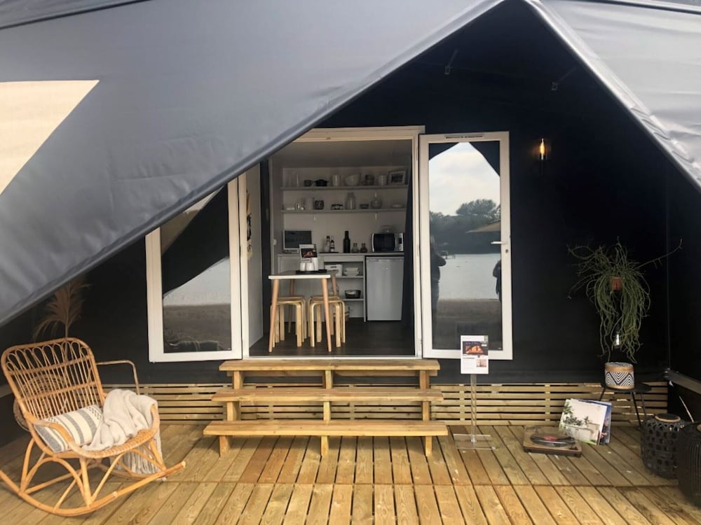 Lodge Near Antwerp With Nature Trails