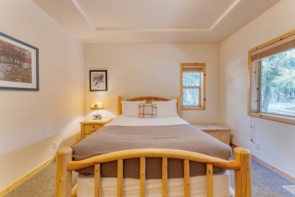 Hansel by Avantstay Pool Table, 5mins to Skiing view 3