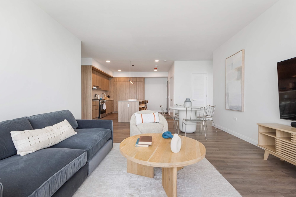 Luxe Apts Stunning Lake Views Resort Amenities