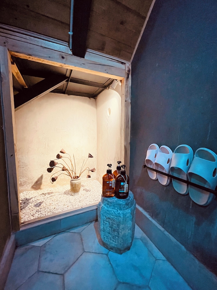Jia Kedi Ancient House Cultural Homestay