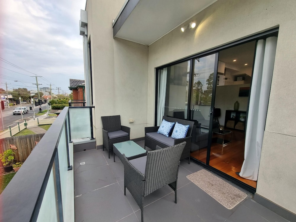 Rosie Townhouse at Gordon - Prime Location