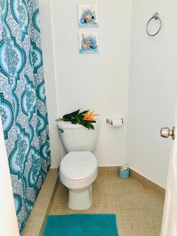 La Perla de Farallon Bed and Breakfast