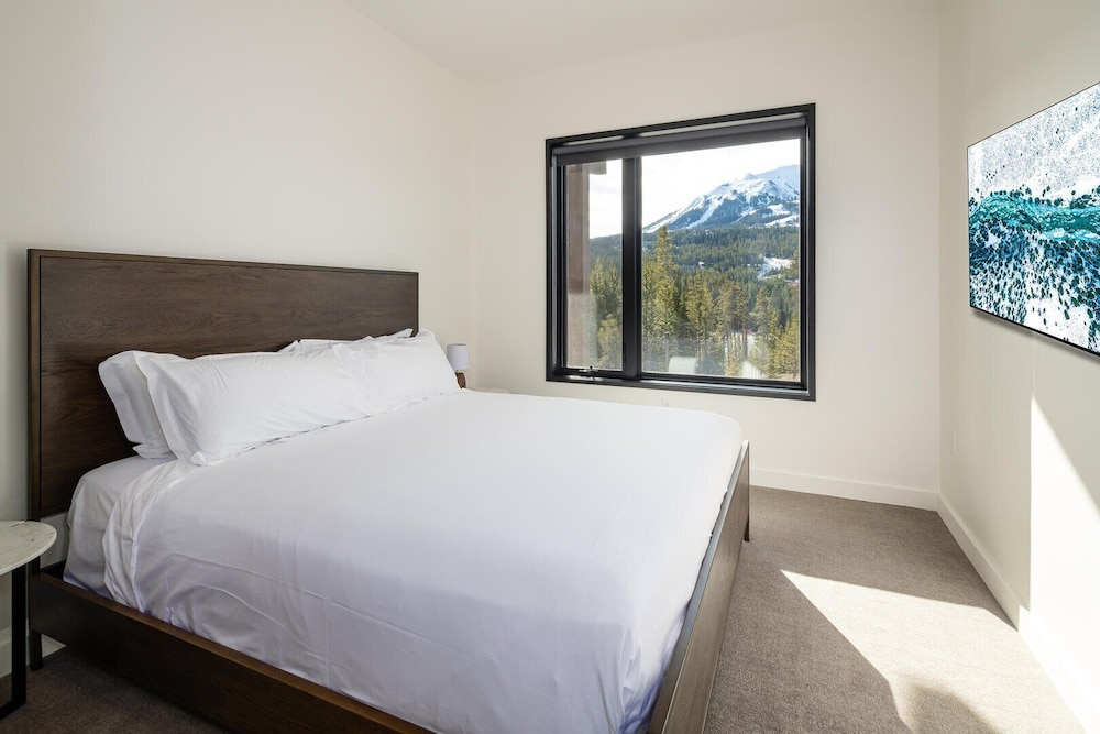 Big Sky Lake Lodge