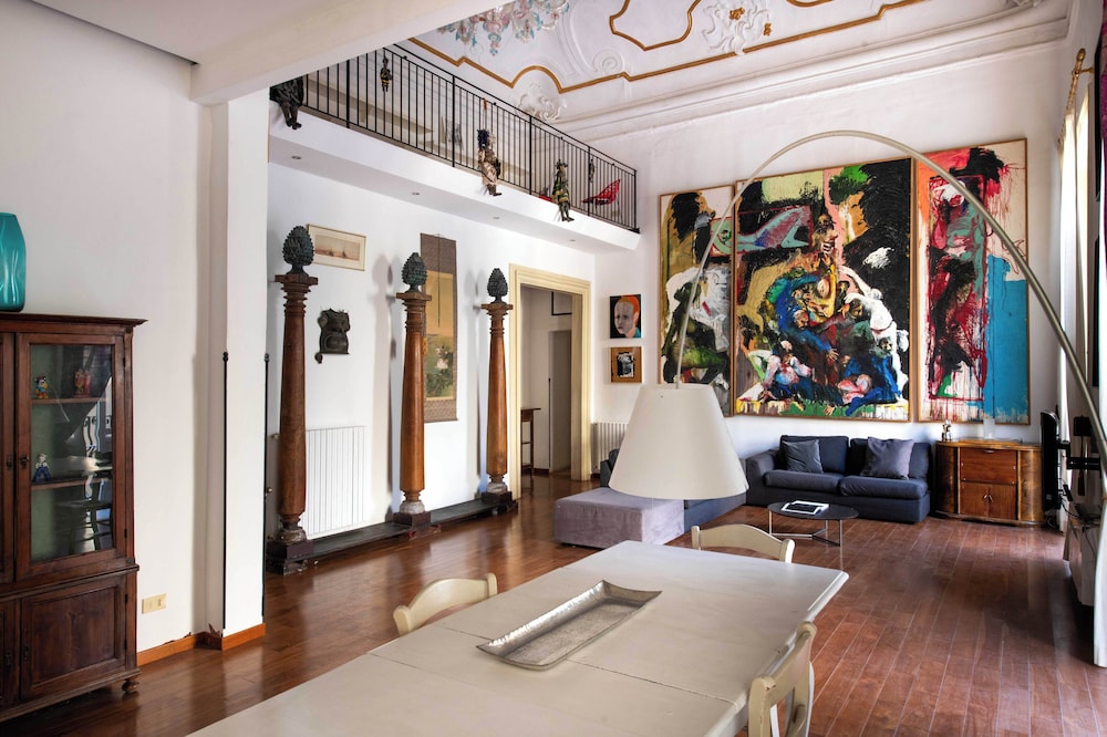 I Saloni del Principe by Wonderful Italy