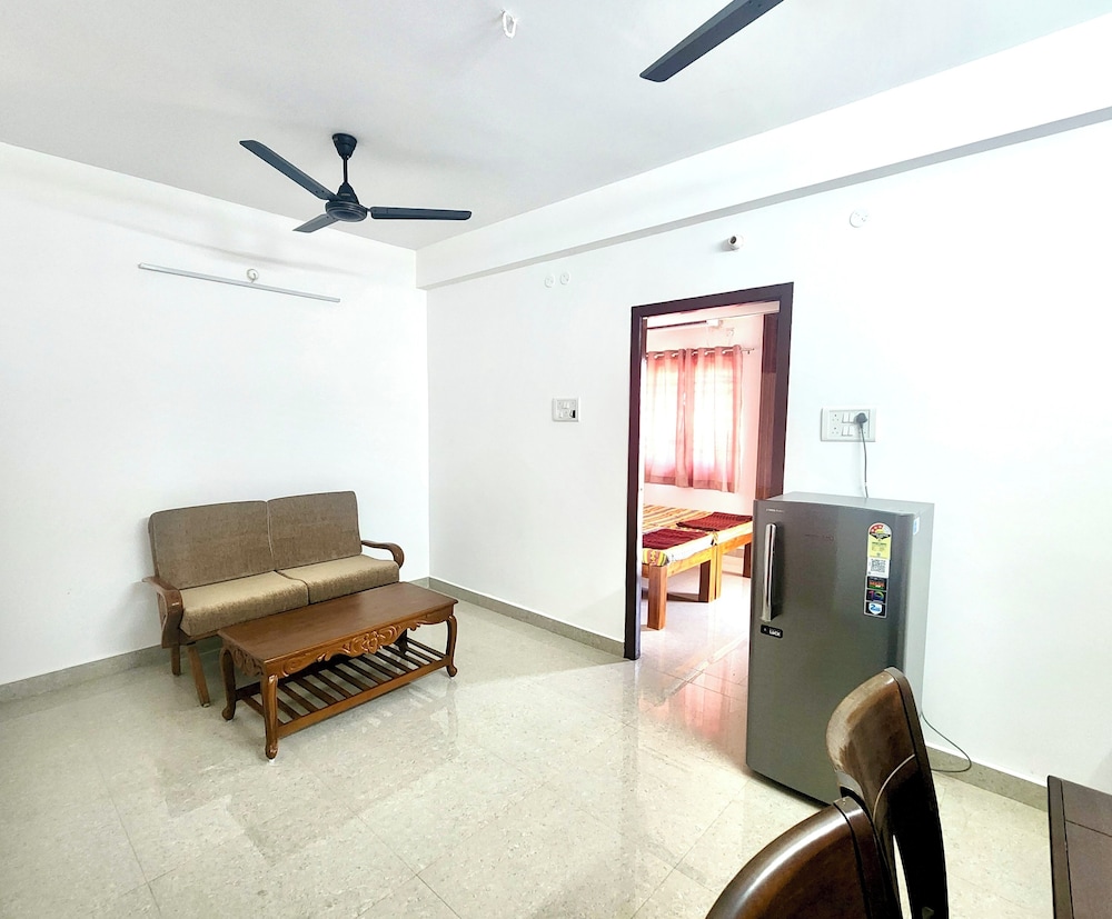Sishya Service Apartment - Chennai OMR